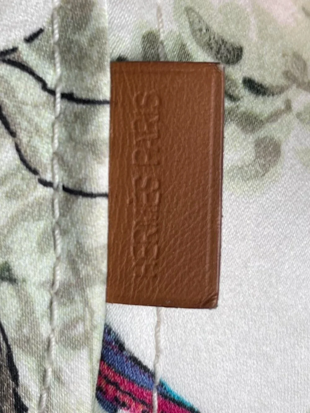 Hermes hermès equateur